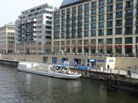 Schiffsanleger am Berliner Dom