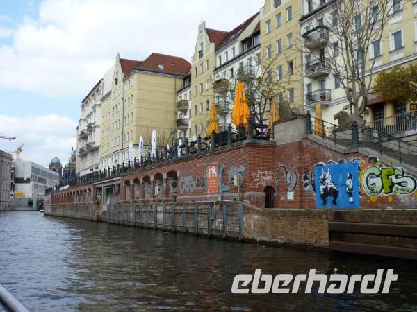 an der Spree gegenüber Berliner Dom