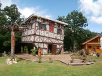 Thale am Hexentanzplatz-Treff mit der Hexe-Hexenhaus