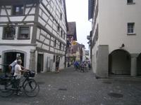 Viele Radfahrer statten täglich der Stadt einen Besuch ab