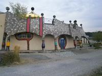 Hundertwasser-Markthalle in Staad an der Schweizer Seite des Bodensees