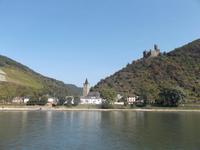 Wellmich mit Burg Maus am Rhein