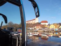 Fährüberfahrt mit Bus über die Saale in Wettin