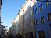 Häuserzeile im Inn-Salzach-Stil