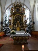 3-10 Innenraum Pfarrkirche Hochburg