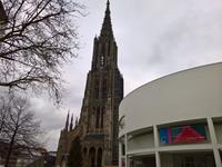 Das Ulmer Münster mit 161,5 m der höchste Kirchenbau der Welt.