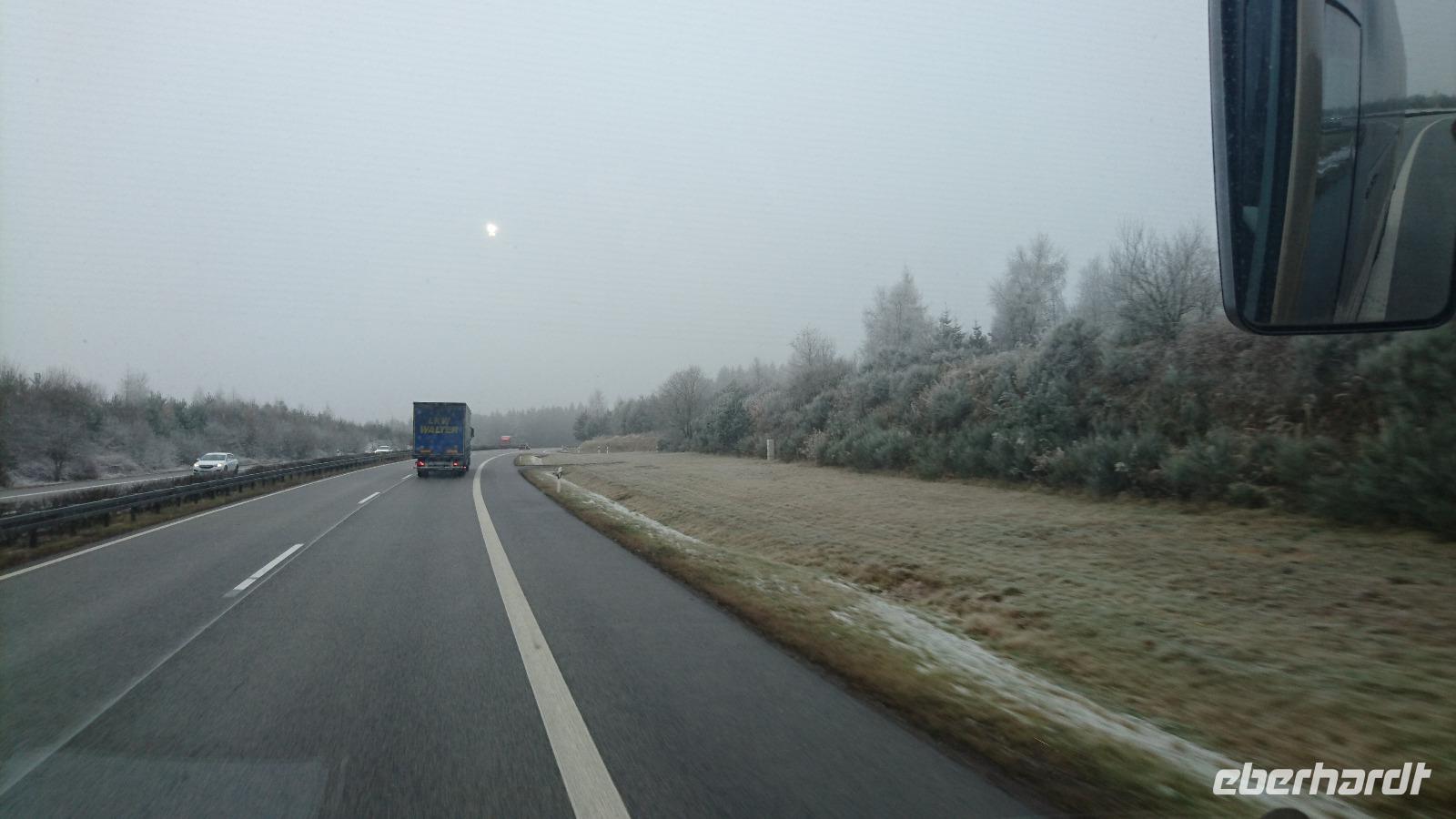 Hinfahrt durch den angehenden Winter