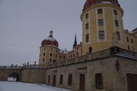 Ein Spaziergang um das Schloss