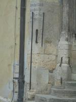 Längenmaße der Stadt Regensburg am Rathauseingang