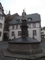 Lullusbrunnen und Küsterhaus Bad Hersfeld