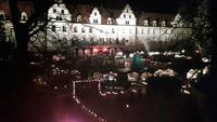 Blick auf den Weihnachtsmarkt