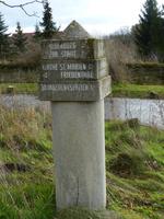 Weg zum Schloss Neuenburg