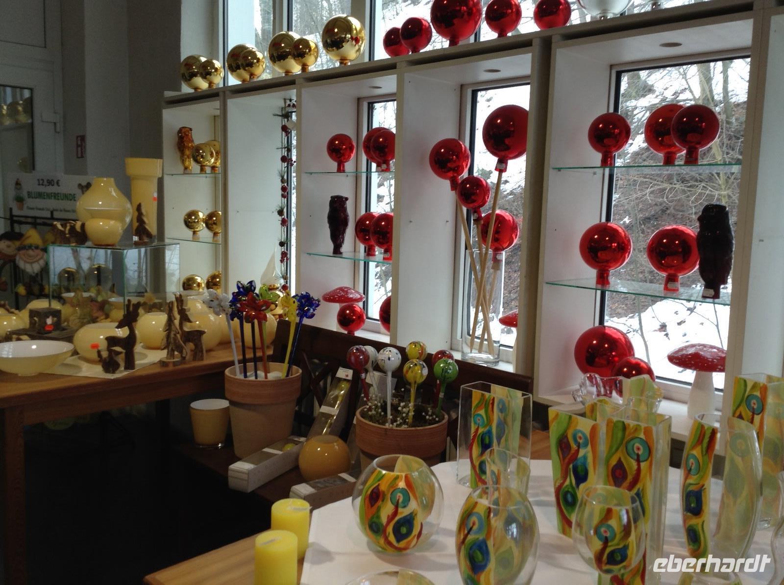 buntes Glas und Kugeln