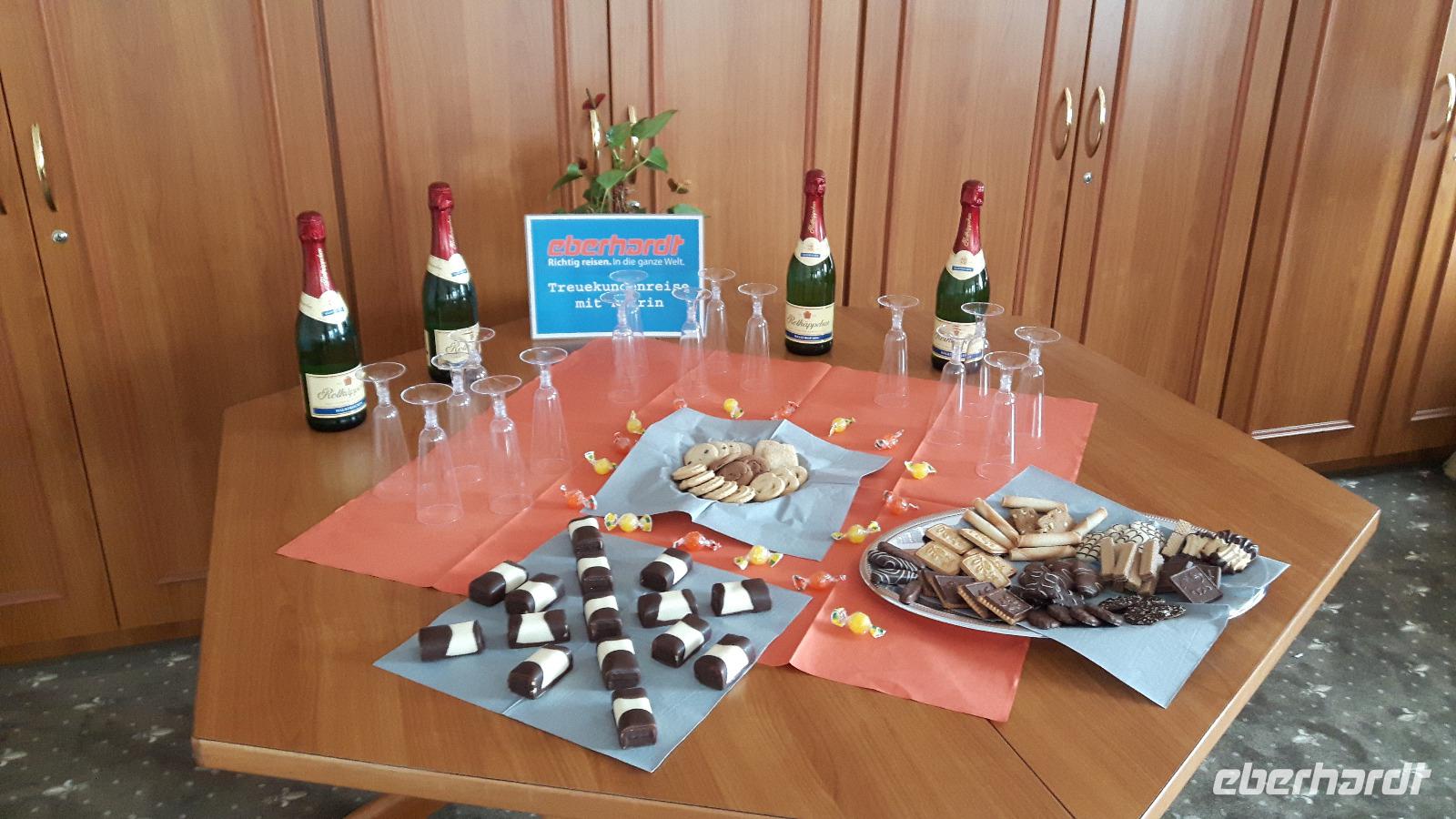 Sekt-Empfang im Hotel 