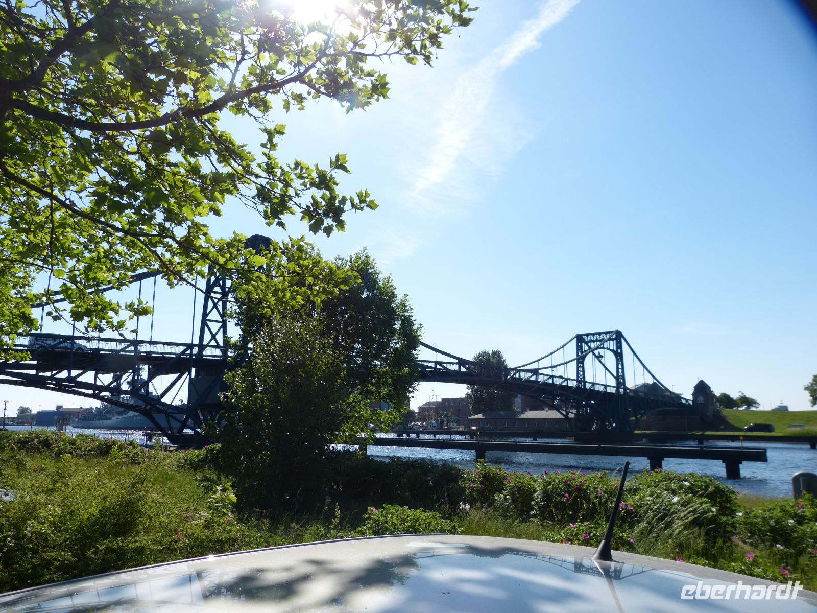 Die Kaiser-Wilhelm-Brücke in Wilhelmshaven