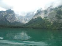 DSCN1211  Watzmann Ostwand im Nebel