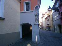 Eine Laube in der gleichen Gasse