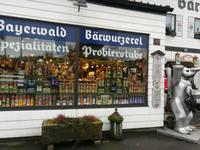 Wahrhaftig, ein vielfältiges Angebot in der Bärwurzerei.