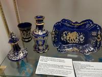 Biedermeier Schale und Vase.