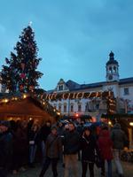 Weihnachtsmarkt im Hof von Schloss Turn & Taxis in Regensburg