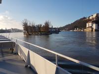 jetzt fahren wir in den Inn, der bei Passau in die Donau mündet
