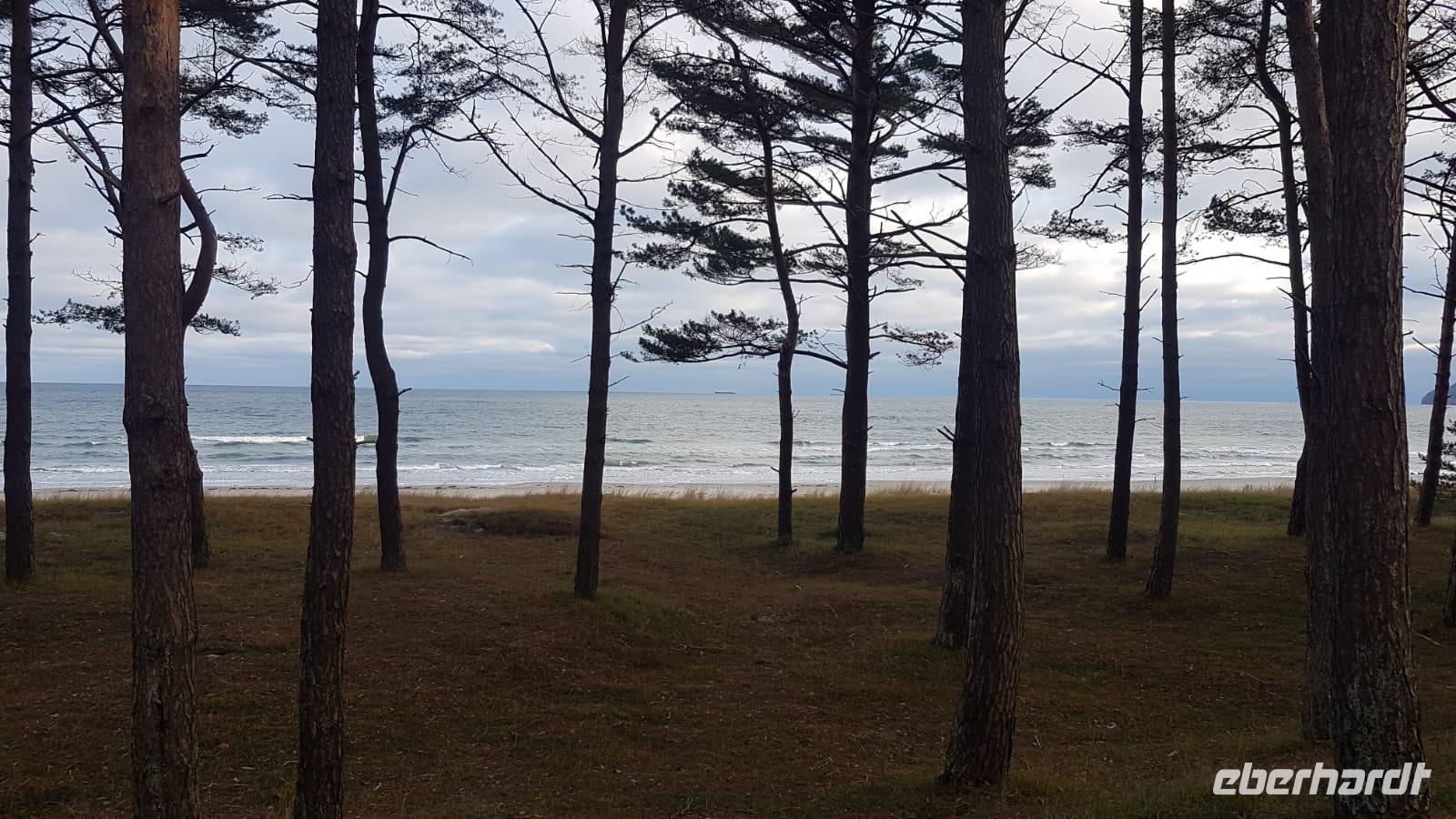 Blick von Hotelseite zum Strand