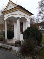 Beilngries: Kapelle vor der Stadtmauer
