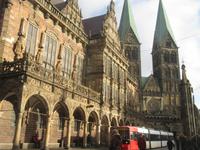  Rathaus und Dom