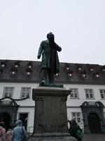 Johannes Müller Denkmal, Koblenz Jesuitenplatz, der Mediziner wurde 1801 in Koblenz geboren