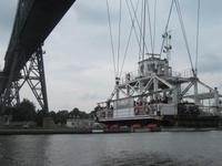 Eberhardt Gruppe auf der Schwebefähre