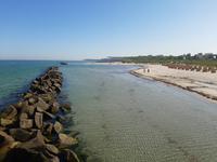 Wustrow (Blick von der Seebrücke zur Hohen Küste)