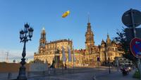 Zeppelin über der Altstadt von Dresden
