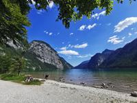 Natürlich kann man auch Baden gehen, das Wasser hat etwa 13 Grad