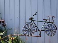 Kleine Läden auf der Fraueninsel bieten Handgemachtes