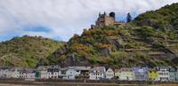 Burg Katz hoch über dem Rhein