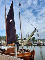 Dierhagen-Dorf - Hafen am Saaler Bodden (Zeesbootfahrt)