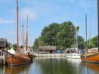 Dierhagen-Dorf - Hafen am Saaler Bodden (Zeesbootfahrt)
