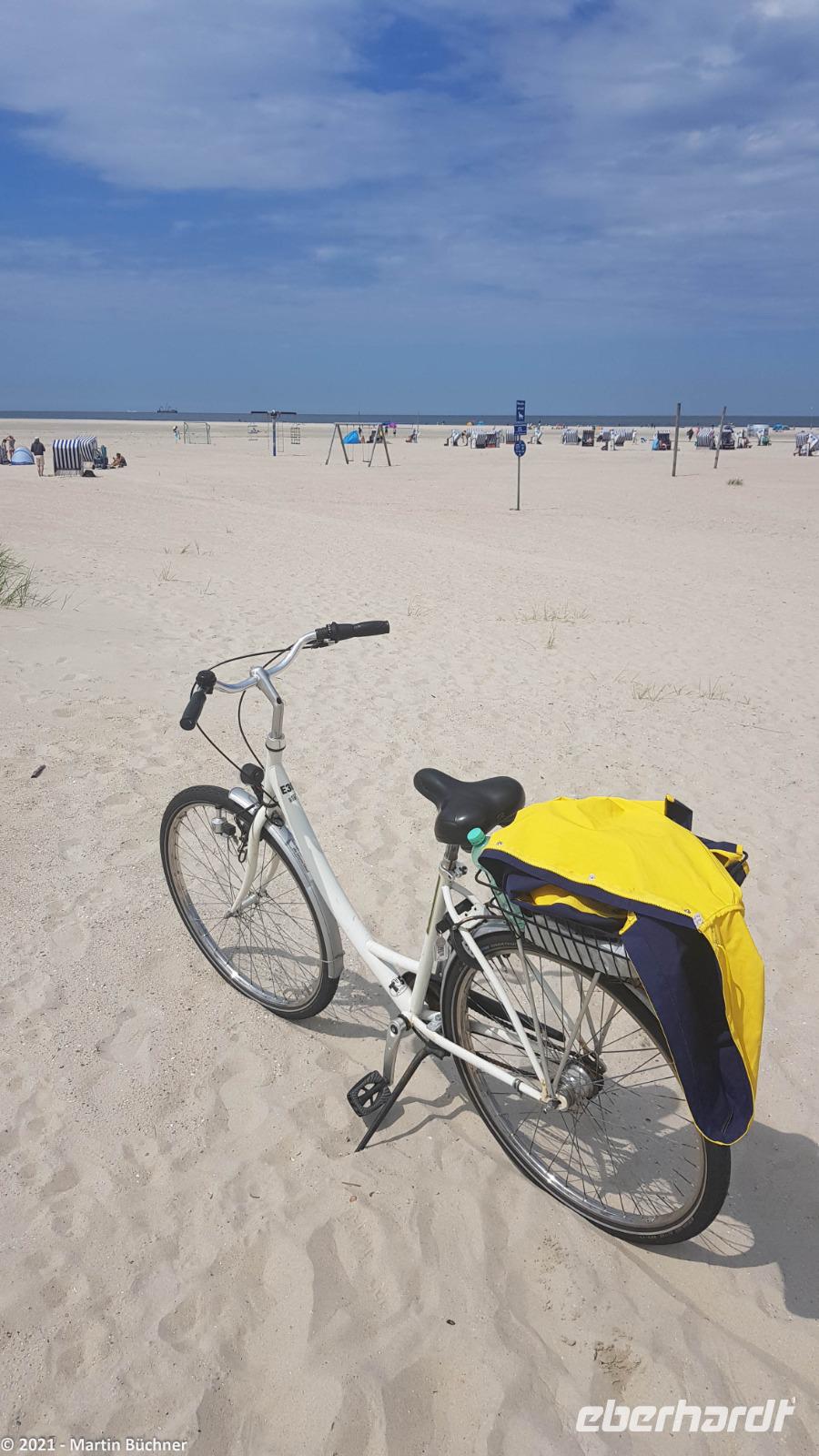 Diese Zeiten brachten viele Einschränkungen - die positive Seite - leere Sandstrände mitten in der Hauptsaison!