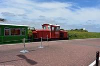 Mit der Inselbahn vom Hafen Langeoog in den Ort Langeoog