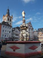 DSCN4957  Petrusbrunnen