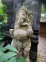 Ganesha, indische Gottheit im Tropenhaus vom Vogelpark Walsrode
