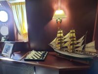 Stralsund - Besichtigung der Gorch Fock I (Kapitänssalon)