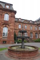 Tag 7 Mettlach, Alte Abtei und Schinkelbrunnen