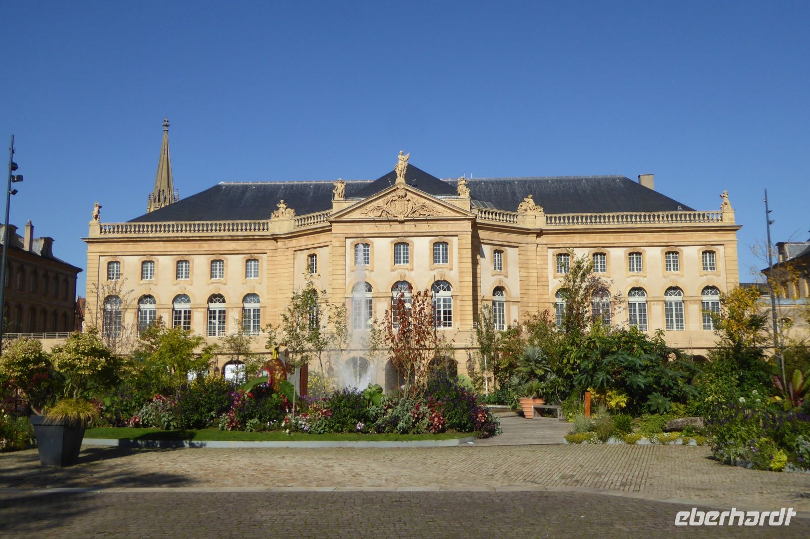 Tag 6 Metz, Theater mit Jardin Éphémère
