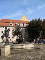 Brunnen am Dom in  Halle