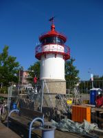 Leuchtturm im Hafen Lauterbach