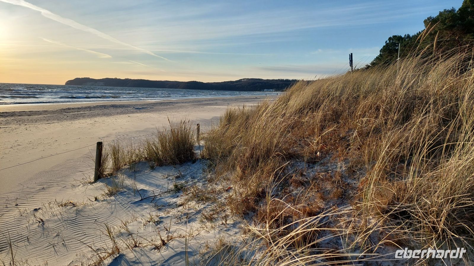 steife Brise am Strand