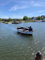 Fähr-boot mit Fähr-mann