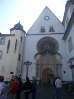 DSCN6016.JPG   City Kirche und Glockenspiel