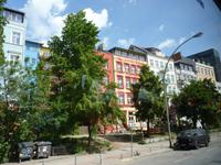 hier wohnen Hausbesetzer